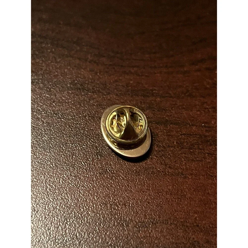 McDonald’s “I’m‎ Special” Employee Lapel Hat Pin